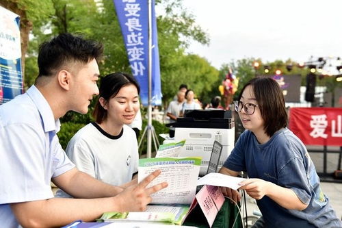 石狮市融媒体中心 以教育咨询服务为纽带，连接国内国际资源